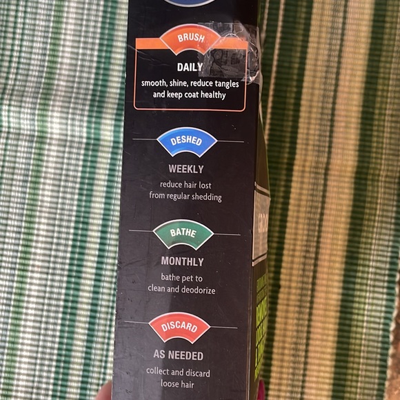 NIB FURminator Grooming Rake for dogs/cats. - Picture 4 of 7